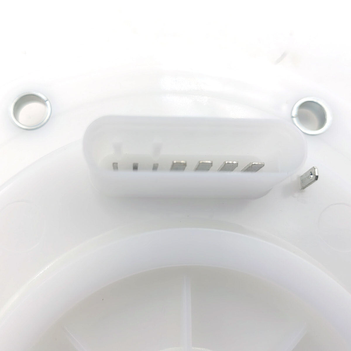 Right-hand grip fuel pump shut-off cap applicable to for Mercedes-Benz C350, C300, CLS400, E350, E400, GLK350