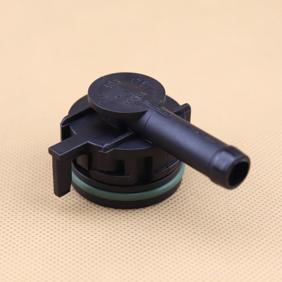 Suitable for Audi A1, A3, Q2, Q3, for Volkswagen for Skoda seats 04E103175M, crankcase breather hose ventilation valve