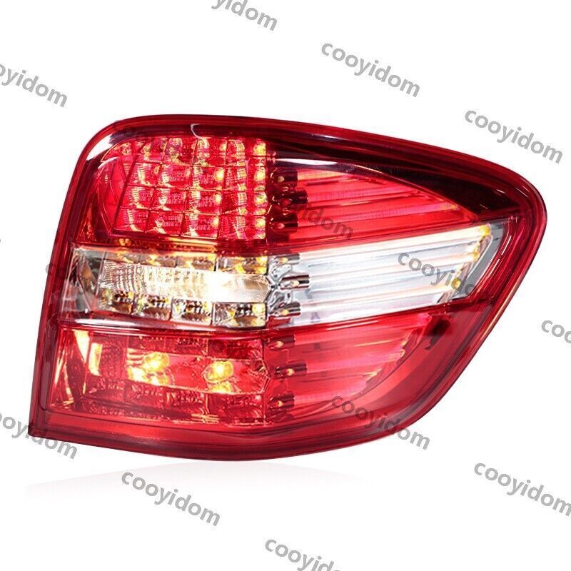 Right LED Tail Light Assembly For 2009 2010-11 for Mercedes Benz ML Class W164 ML320