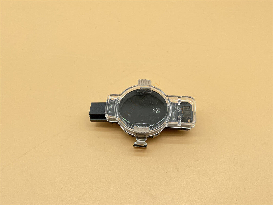 Rain and humidity sensors and automatic headlight sensors are suitable for Audi A3, A4, A5, A6, A7, for A8 , Q3, Q5, and for Golf 7.