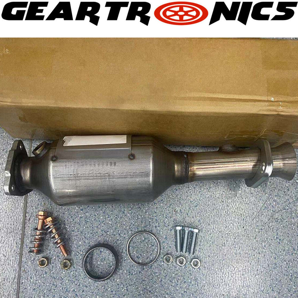 Direct-Fit Cat Converter with Oxygen Sensor for Honda CR-V CRV 97-01 2.0L
