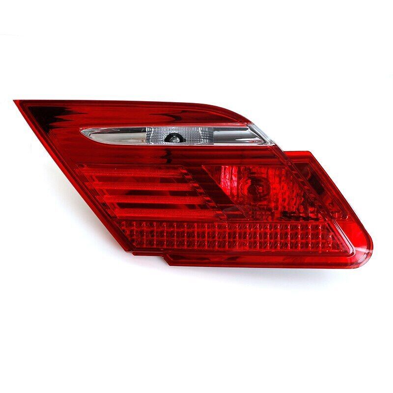 A pair of rear inner taillights suitable for BMW E65 E65 7 Series 745i 750Li 2005-2008 LH RH models.