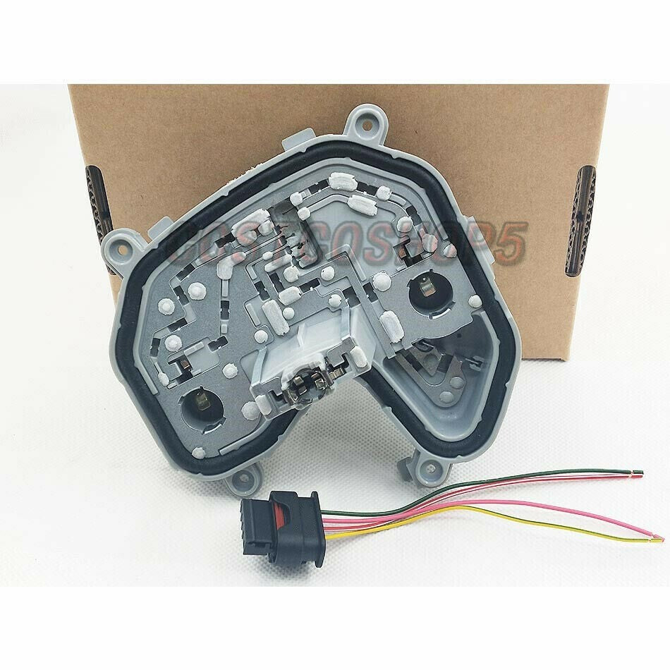 Rear Right Side Passenger Tail Lamp Holder Bracket+Plug For 15-17 for Jeep Renegade