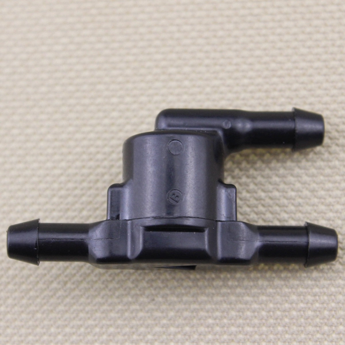 Suitable for Toyota for Corolla , Tundra, and for Lexus windshield wipers, washer, and check valve 85321-28020