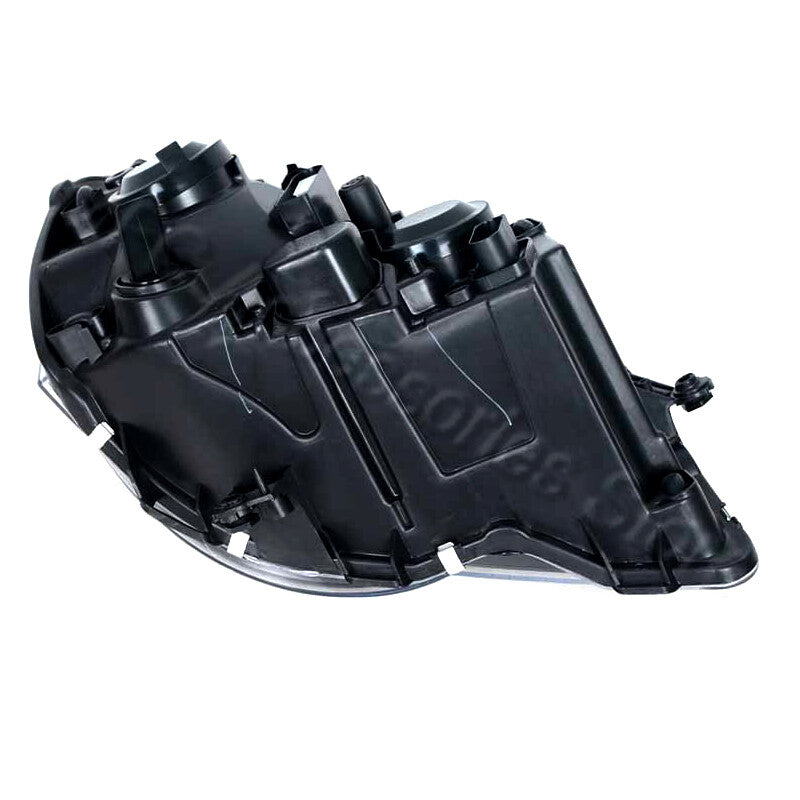 A pair of front bumper fog lights and white headlight assemblies are suitable for Volkswagen POLO 9N3 2006-2010.