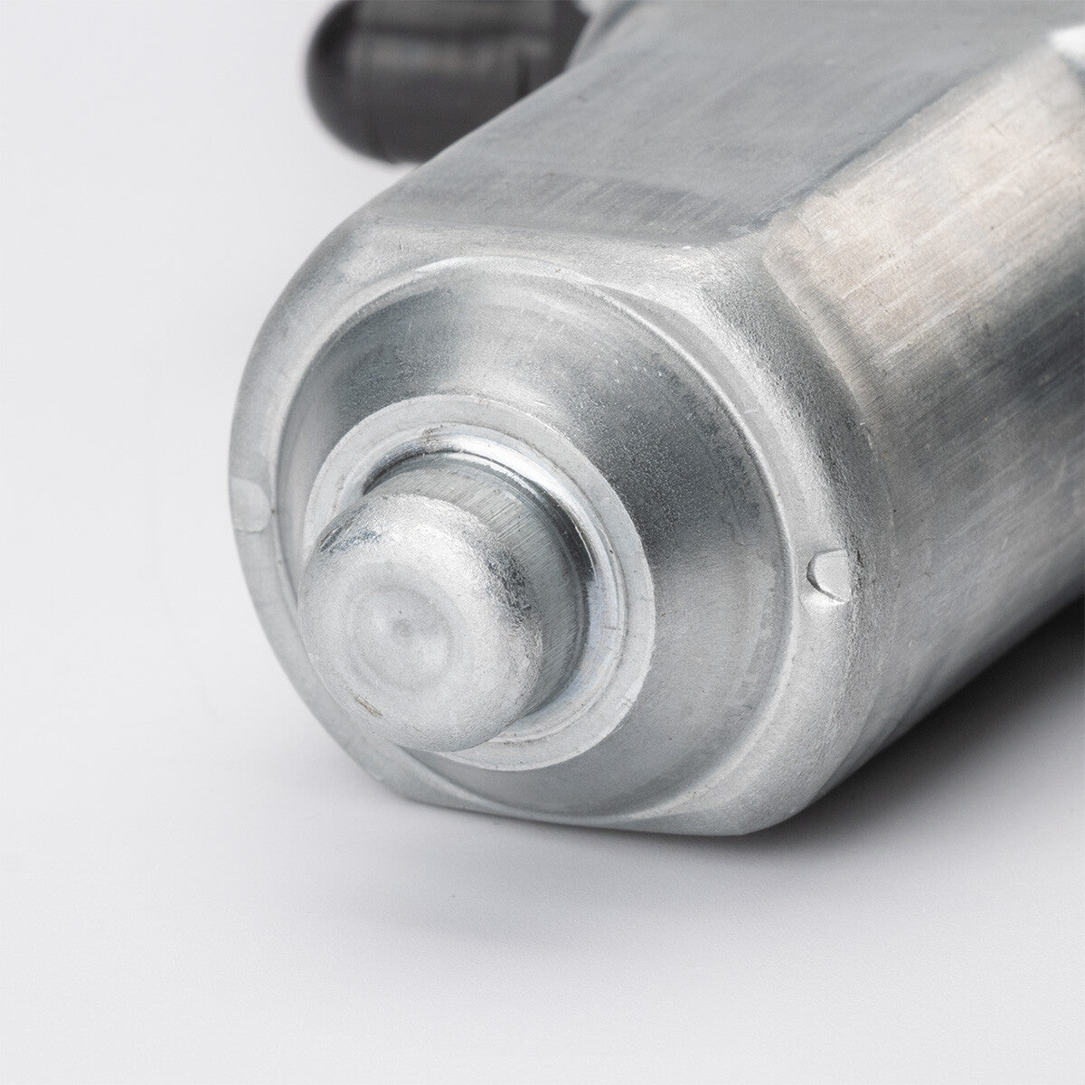 The driver's side front window lift motor (Lh) is suitable for the for Nissan 350Z and for Infiniti G35. (03-09)