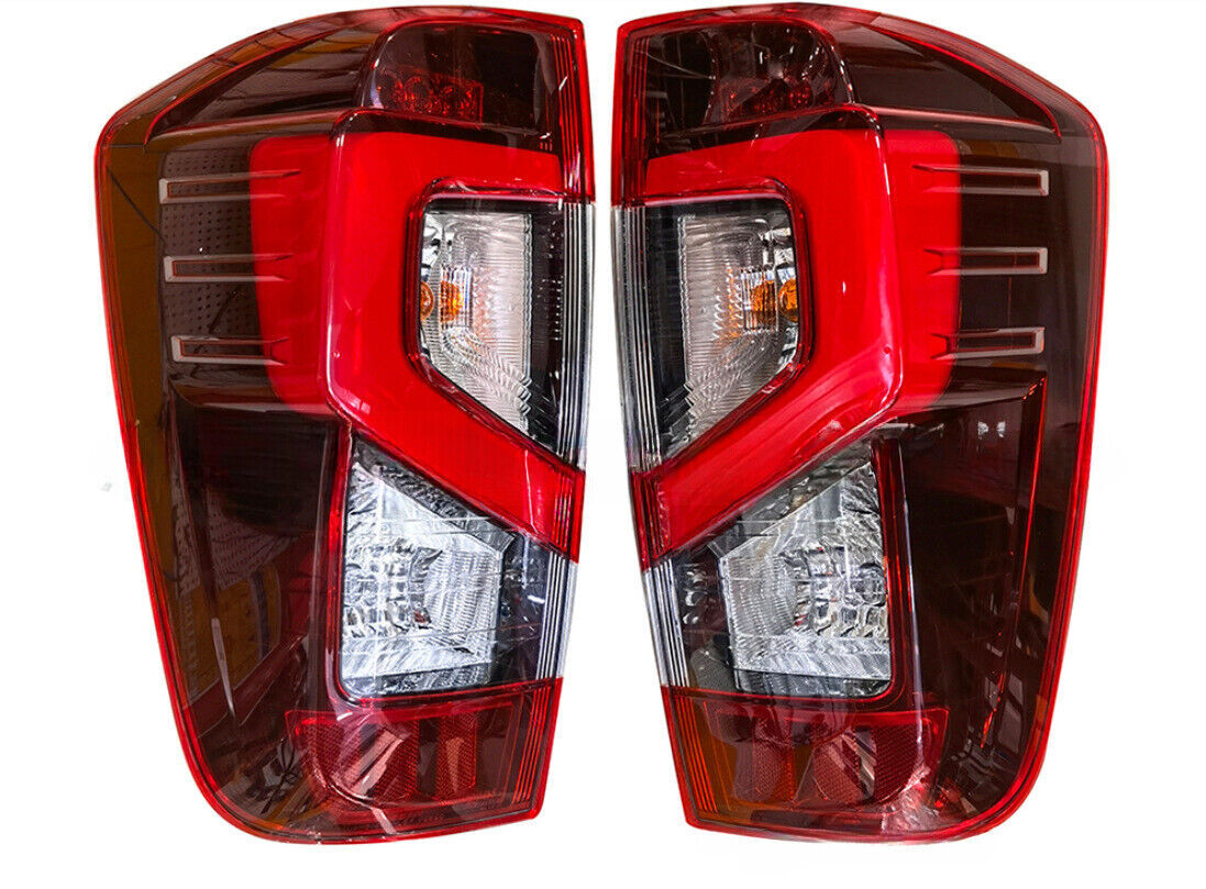 A pair of LED taillights and rear brake stop lights are compatible with the for Nissan NAVARA PRO-4X pickups (2021-22).