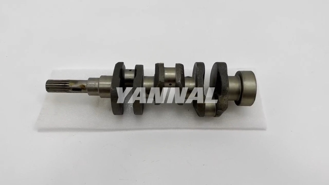 D722 crankshaft 16861-23012 1686123012 is a part for Kubota D722 engine.