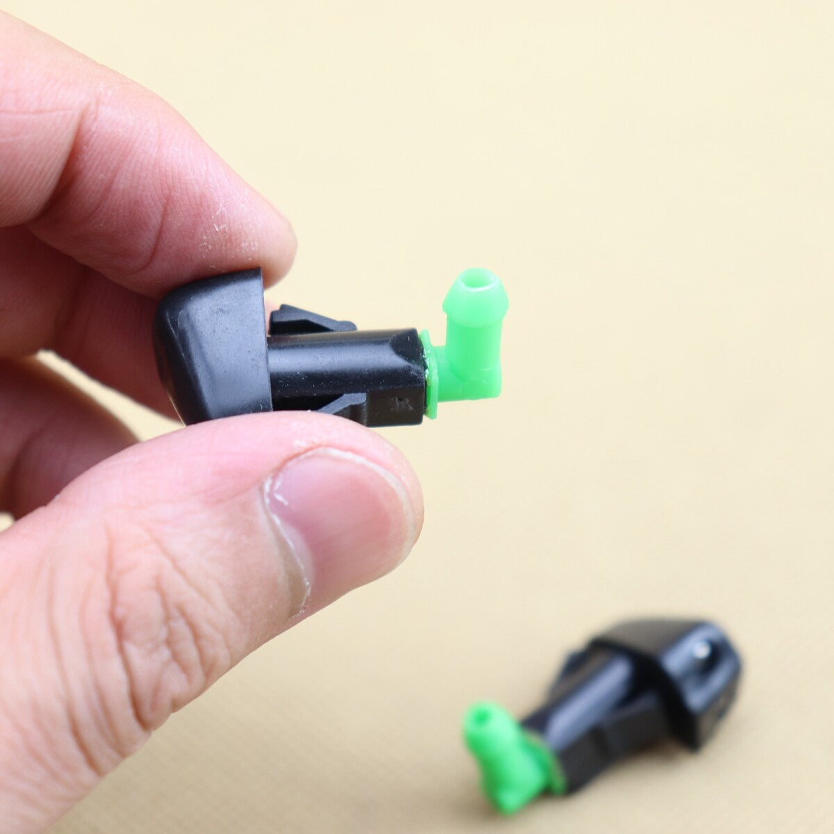 2-Piece Windshield Washing Machine Spray Nozzle for 1998-2002 for Honda Accord S84 C02