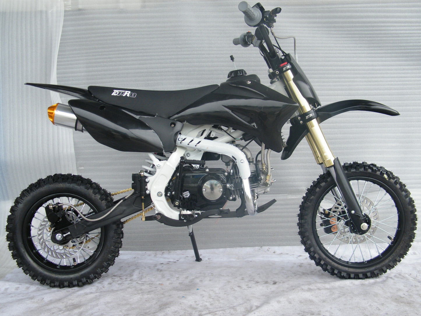Replacement fuel tank for seat and plastic mudguards for 110cc Dirt Pit bicycles for Yamaha TTR110