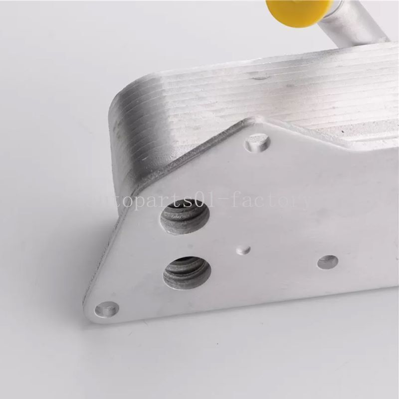 11427525333Engine Oil Cooler for BMW XSeries E60 E61 E70 128i 320i 525i X3 X6 Z4