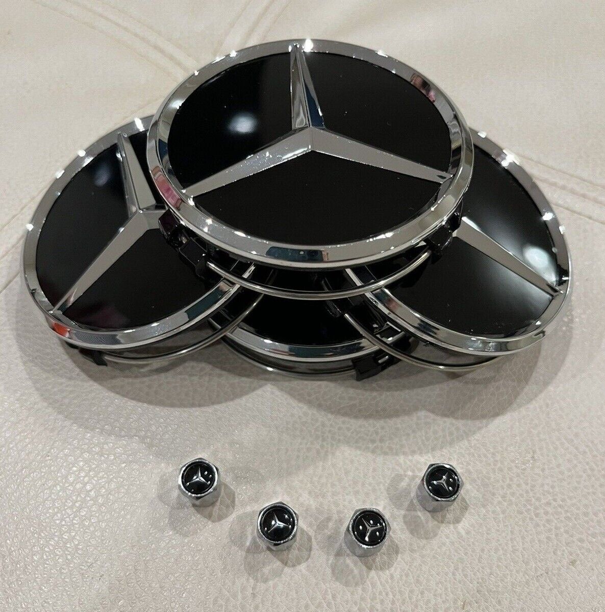 8-piece black/chrome alloy set for wheel center caps and tire air caps