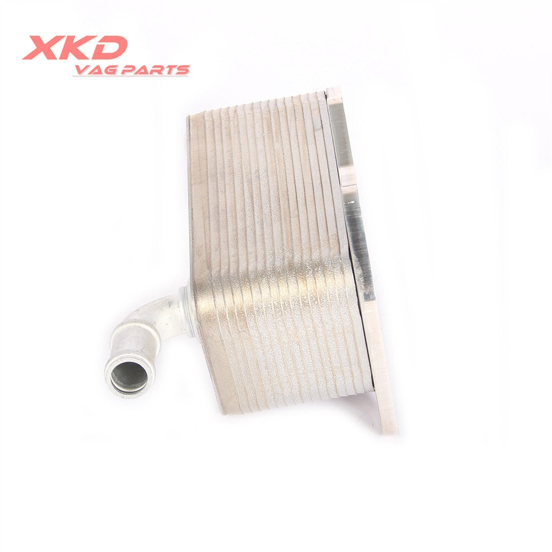 2.0L engine oil cooler suitable for Volkswagen for Golf for Tiguan , for Audi A1, A3, A4 seats, Leon 06D117021C