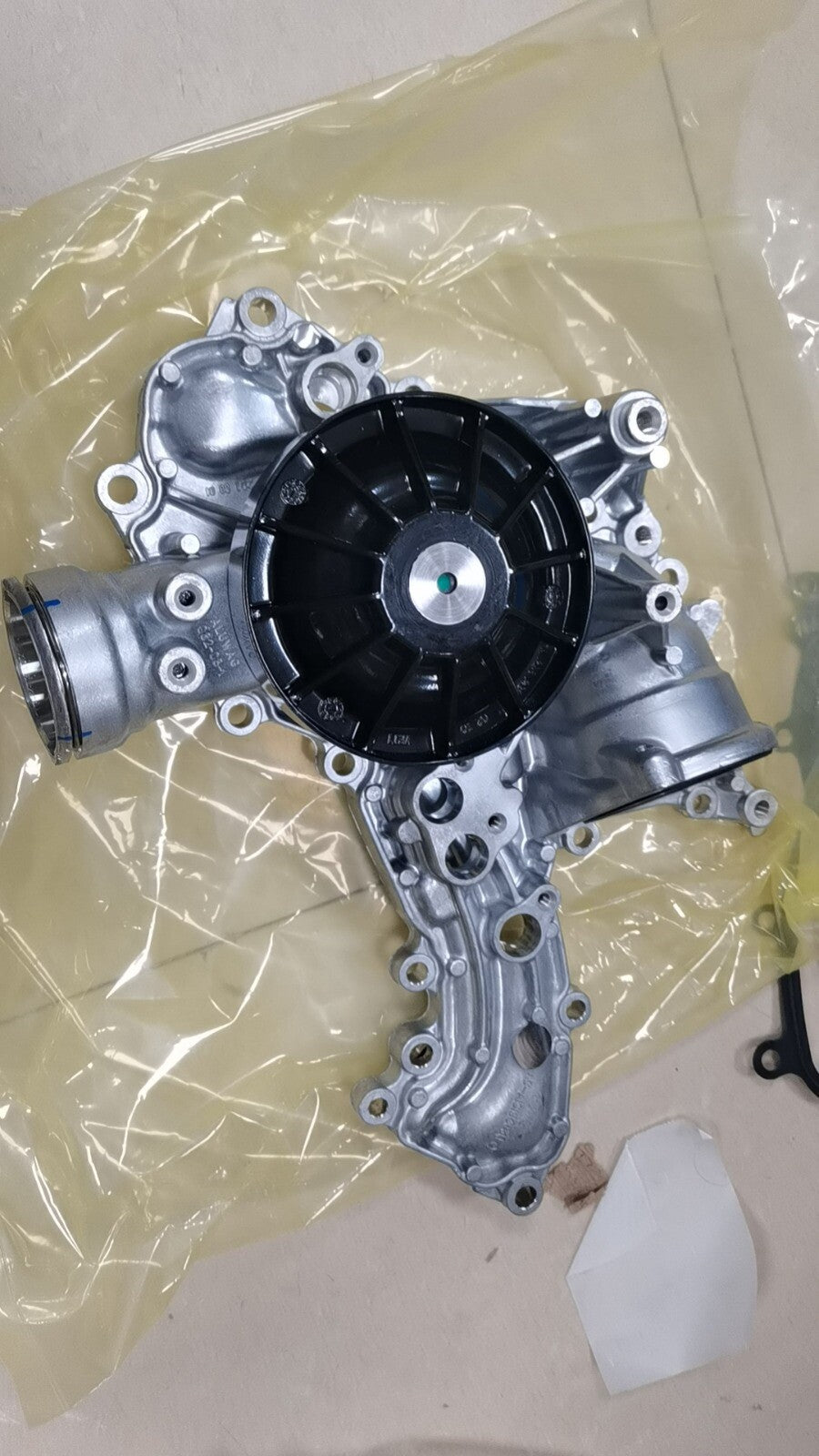 for Mercedes-Benz W166 W222 W212 C207 C216 M278 2782001201 Water Pump