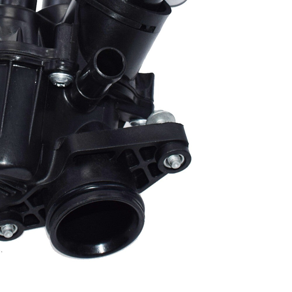 Engine coolant thermostat suitable for Mercedes-Benz CLA45 2.0L 2014, 2015, 2016, 2018