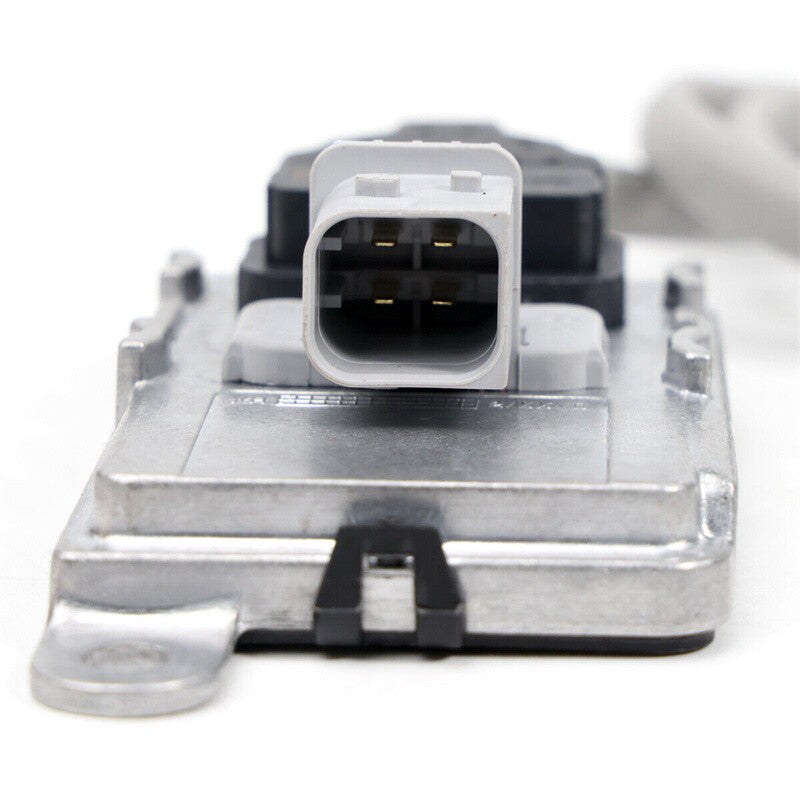 The new nitrogen oxide sensor is suitable for BMW 5 Series E60 E93 E90 5WK96610L 758712905
