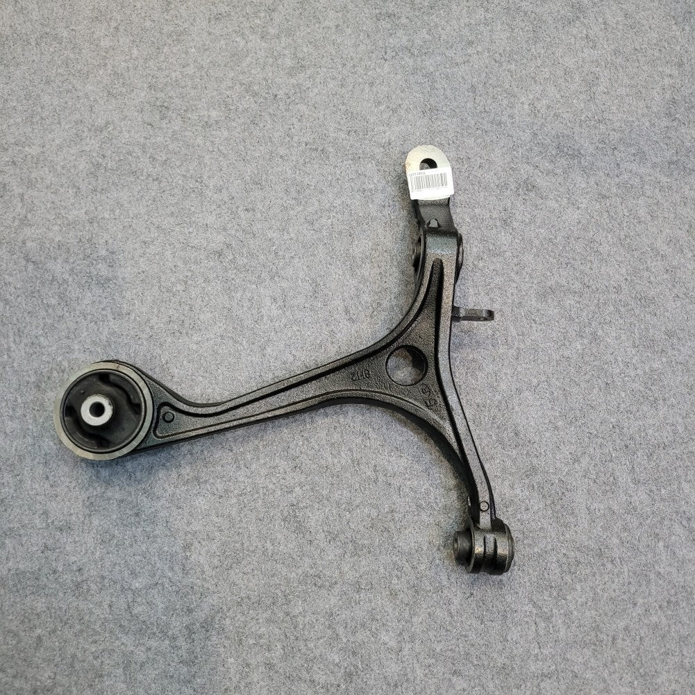 The control arm is suitable for Honda Odyssey 2007-2010
