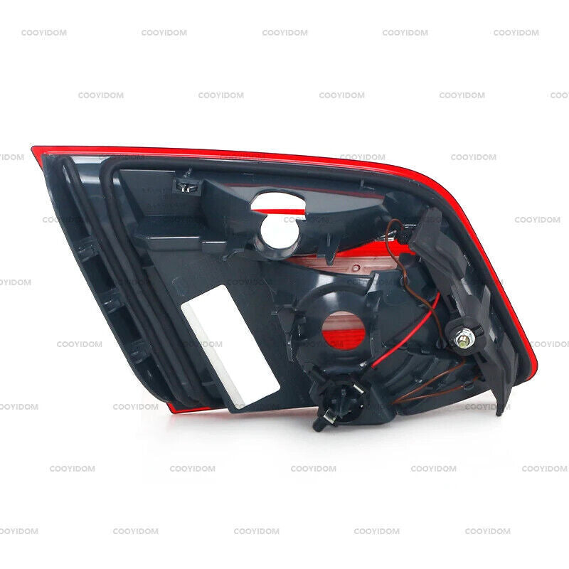 The left and right rear taillights are applicable to 2011-2013 for BMW F10 5 Series 528i 535i 550i