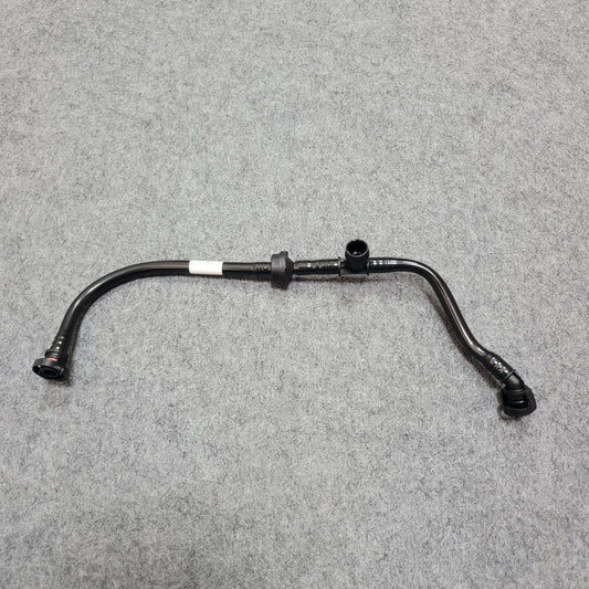 Fuel Tank Suction Pump Vent Hose for BMW 330E F30 16-18