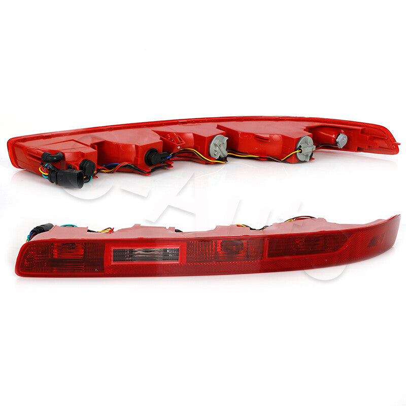 A pair of stop light turn signals for the left and right rear bumpers of for Audi Q7 models from 2006 to 2015.