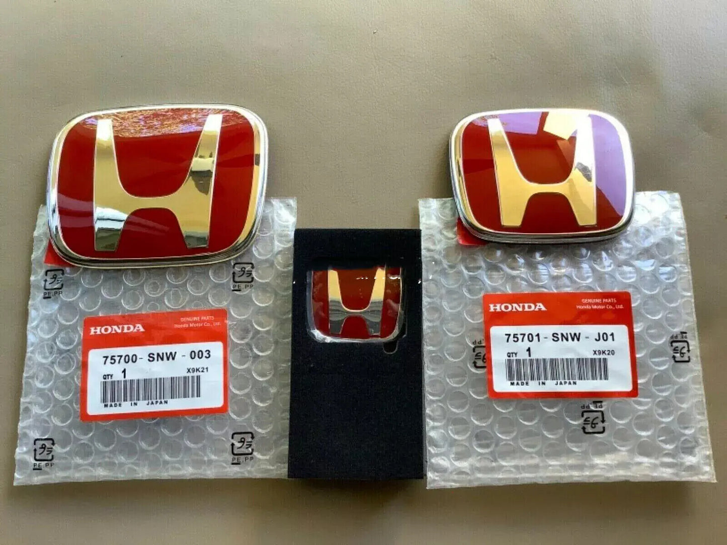 3 x Front and rear turn badges with red H emblems suitable for Civic 4Door 2006 - 2015