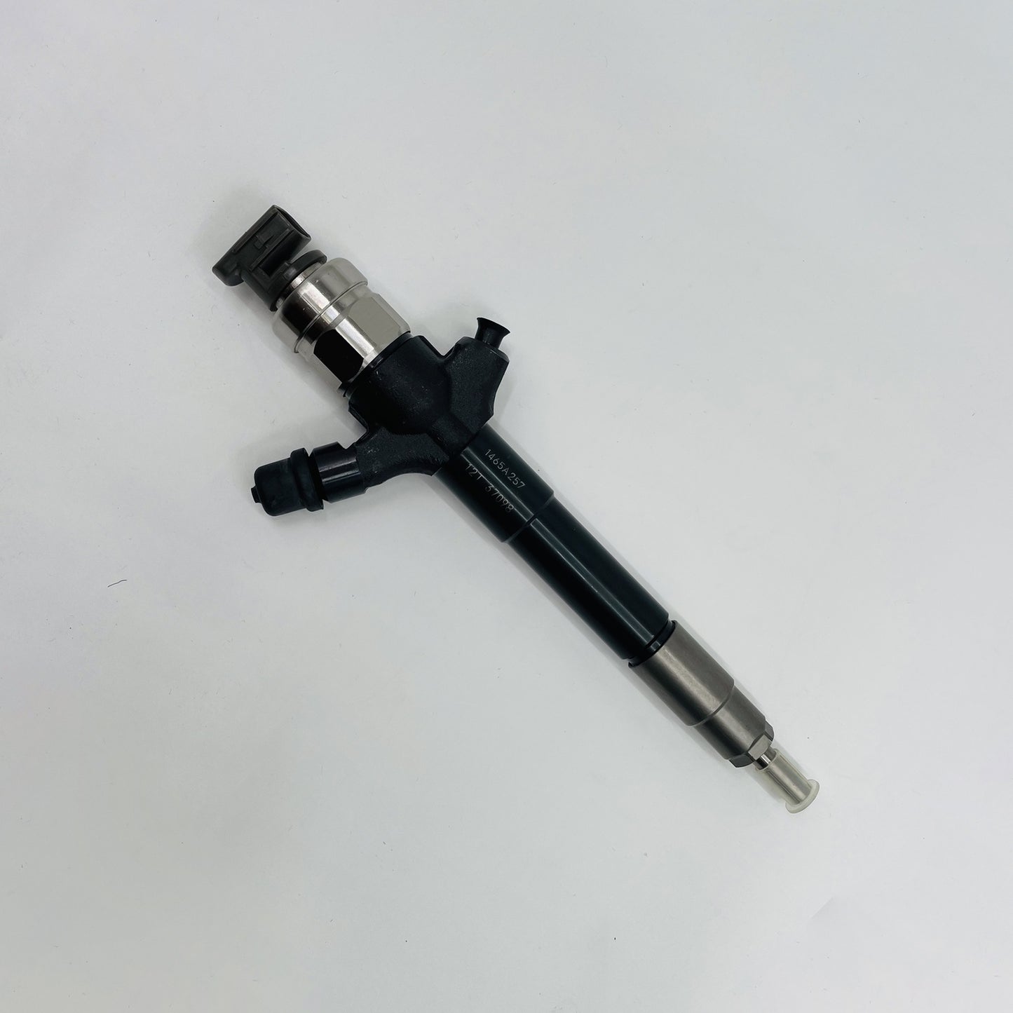 4pc Common Rail Injector 1465A257 095000-9560 Fit for Mitsubishi 4D56DI-DC