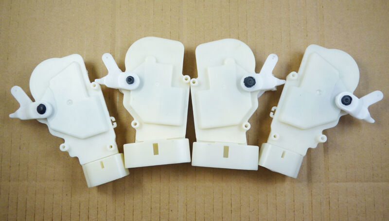 for LEXUS GS300 GS430 69120-30010 New door lock actuators Left Right set of 4