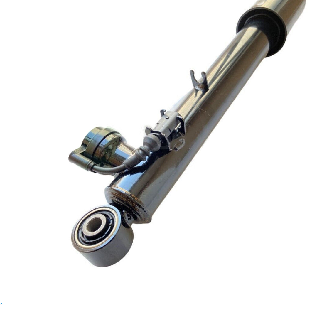 Front LH RH Shock Struts Assys Fits for BMW E60 E61 530xi 528i 535i 4WD w/O Electric