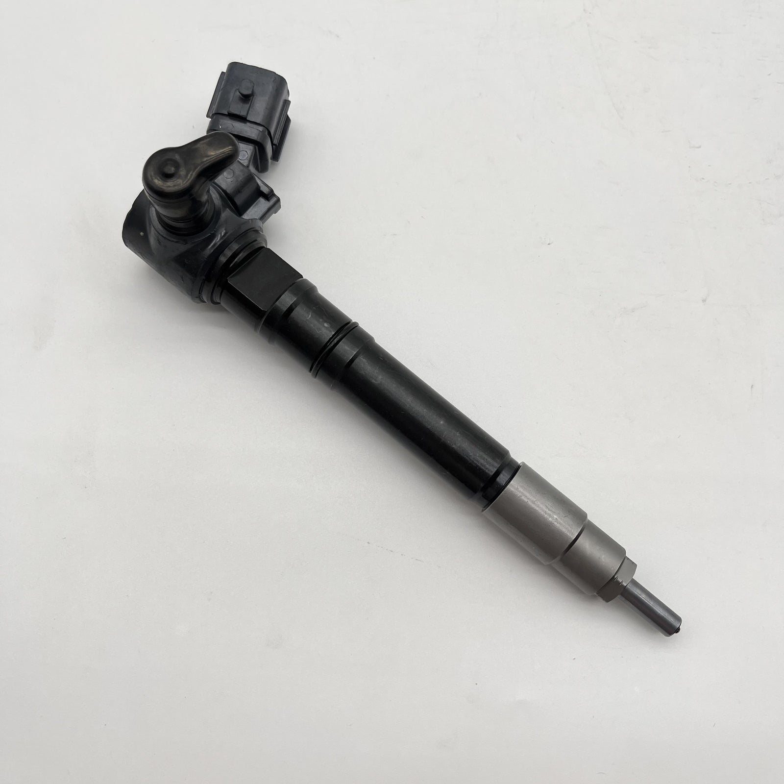 Fuel Injector Assembly 23670-0E070 23670-09460 for Toyota Hiace Hilux 2.5D