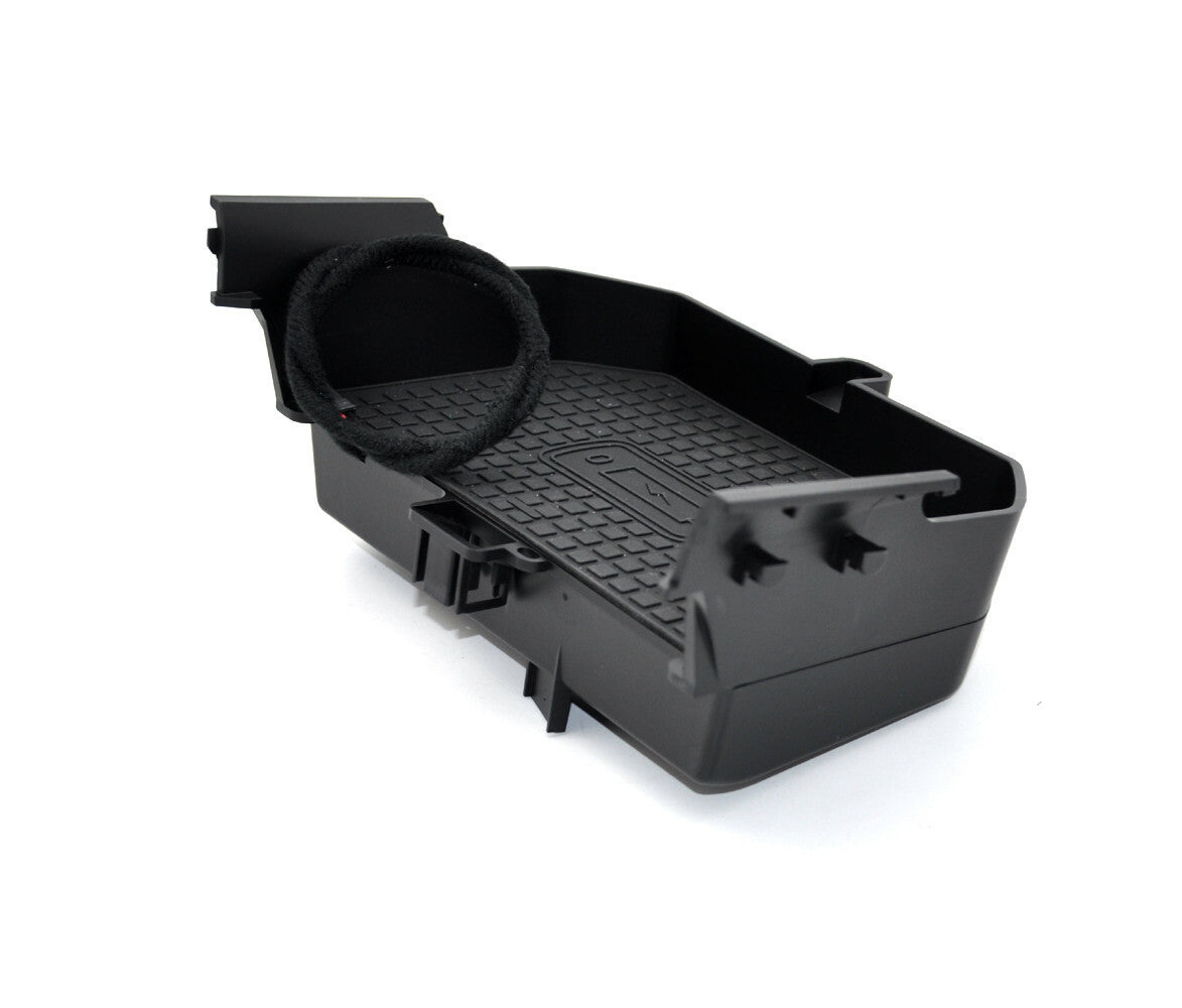 Direct plug play Wireless Charger storage pad for BMW 5 series G30 G31 G38