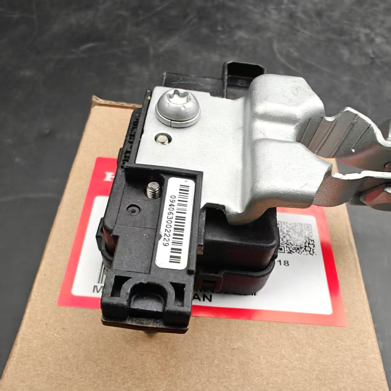 new battery sensor for 2013-2017 for Honda Accord and 2014-2020 RLX 38920-T2A-A04