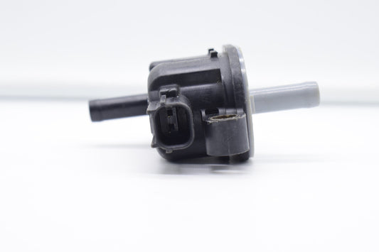 EVAP vapor tank purge valve solenoid valve suitable for 2006-2015 for Honda for Civic 136200-7020