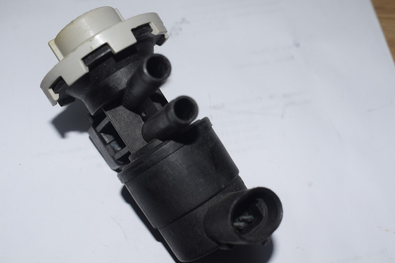 52128550AA Steam Tank Purge Valve for 2002-04 for Jeep Grand Cherokee 4.7L-V8 N