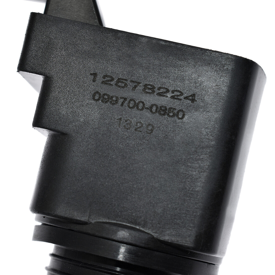 Ignition Coil for Chevrolet Malibu Equinox Regal HHR 2.4L 12578224