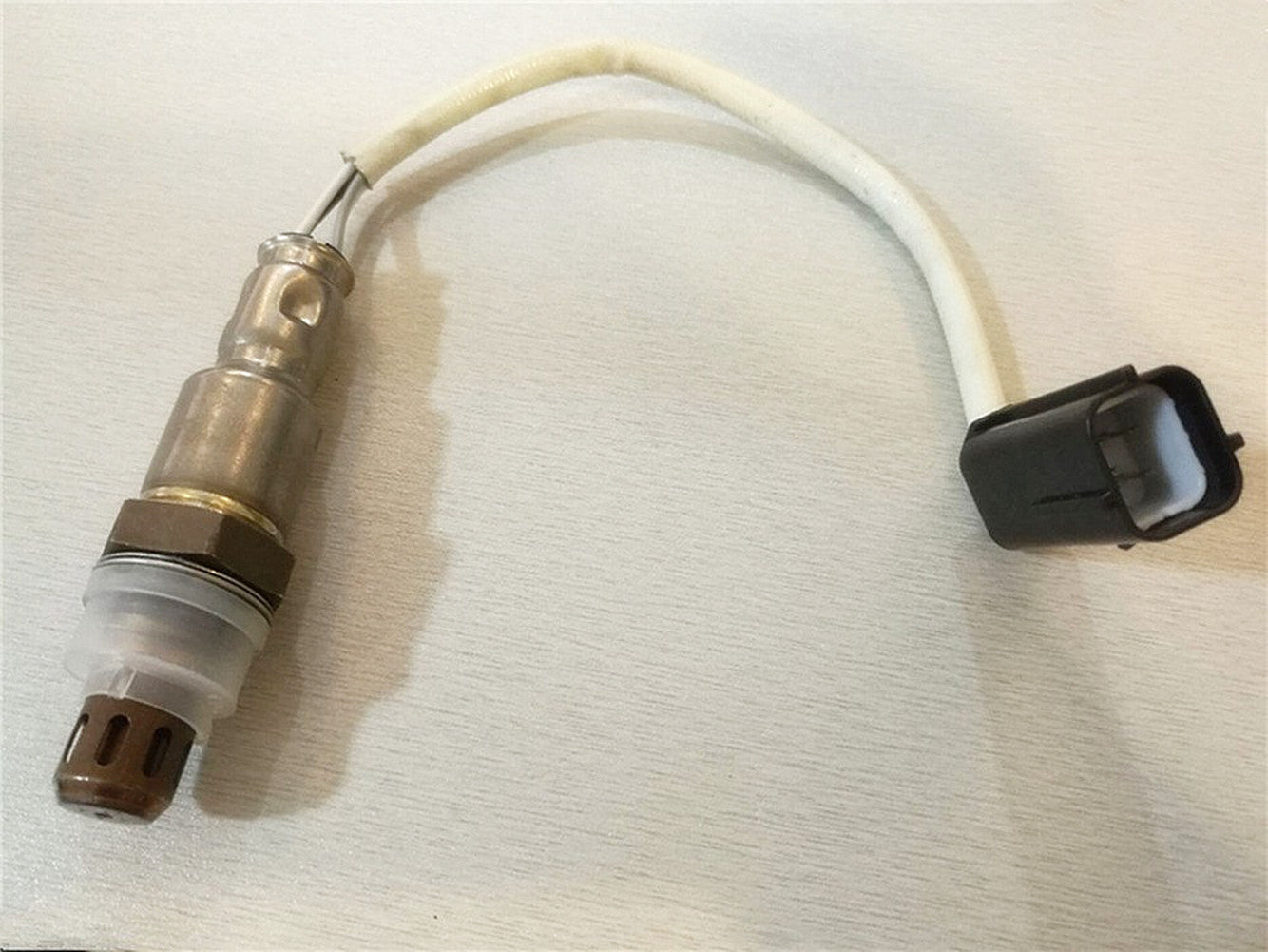 22690-ED000 Oxygen Sensor Suitable for Nissan Micra March K12 Note E11 Tiida C11
