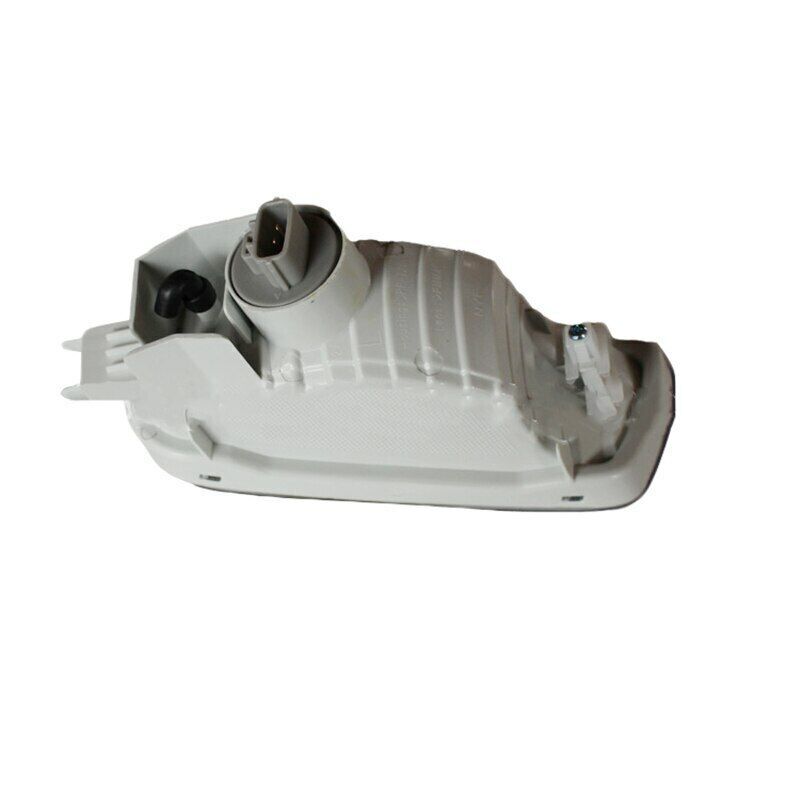 1. Dual front bumper fog lights applicable to for Toyota Tacoma 2001-2004