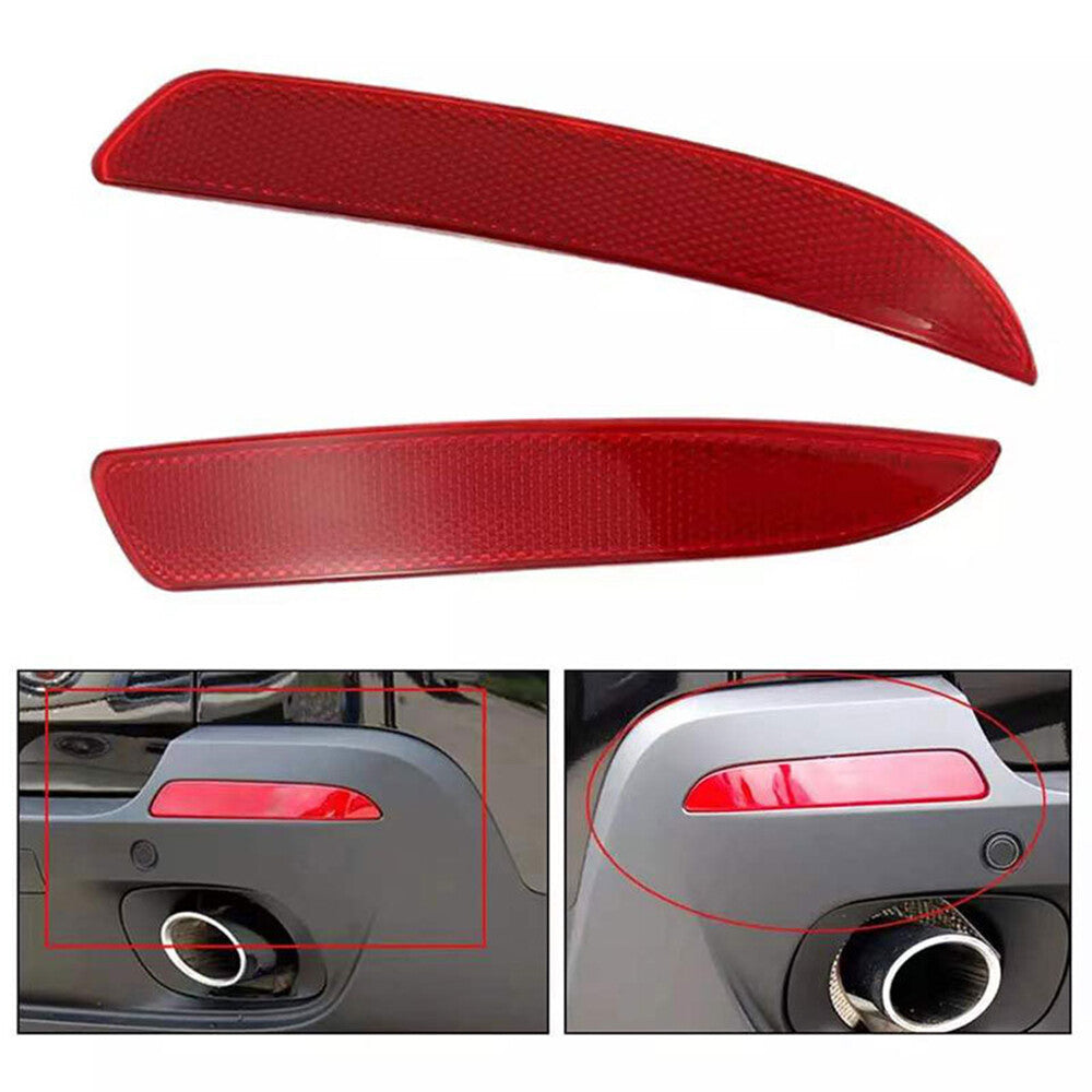 A pair of rear bumper reflectors for BMW X5 E70 xDrive35i (2007-2013)