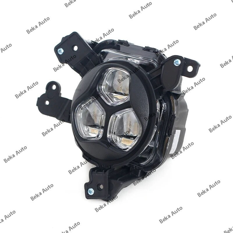 1 LED fog light for the left front bumper of a 2.0L for Kia K5 Optima (2015, 2016, 2017, 2018).