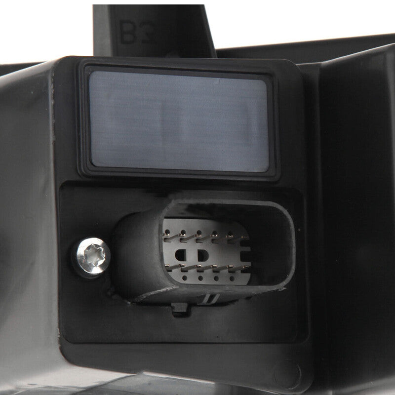 Applicable to for Lincoln MKZ 2013 - 2016 LED front fog lights with turn signals on the right side.