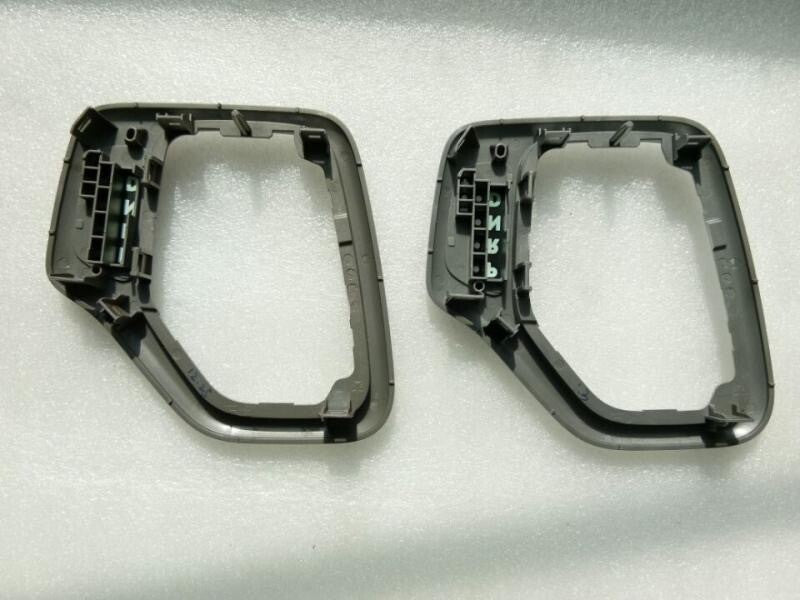 Suitable for Jeep Cherokee 2014 2015 2016 2017 1x Center Transmission Bezel Factory 5YD27LS5AA