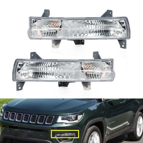 A pair of front bumper fog lights and parking lights for 2017-2021 for Jeep Compasses.