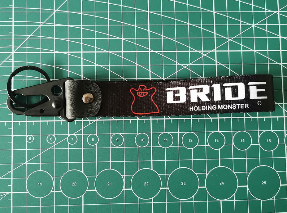 Carbon fiber black and red car keychain/key ring with horseshoe buckle suitable for Audi A1