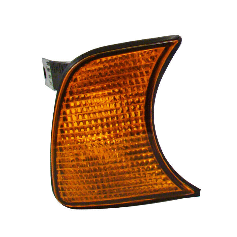 A pair of amber corner lights/turn indicator lights for BMW 5 Series E34 1989-1995.