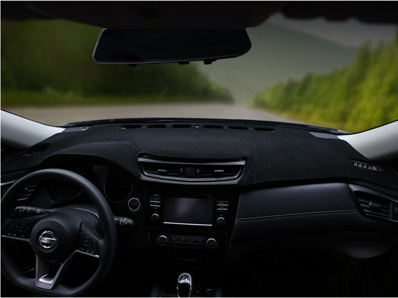 Dashboard Dash Mat Non-slip DashMat Sun Shade 1P for Nissan Rogue Sport 17-2022