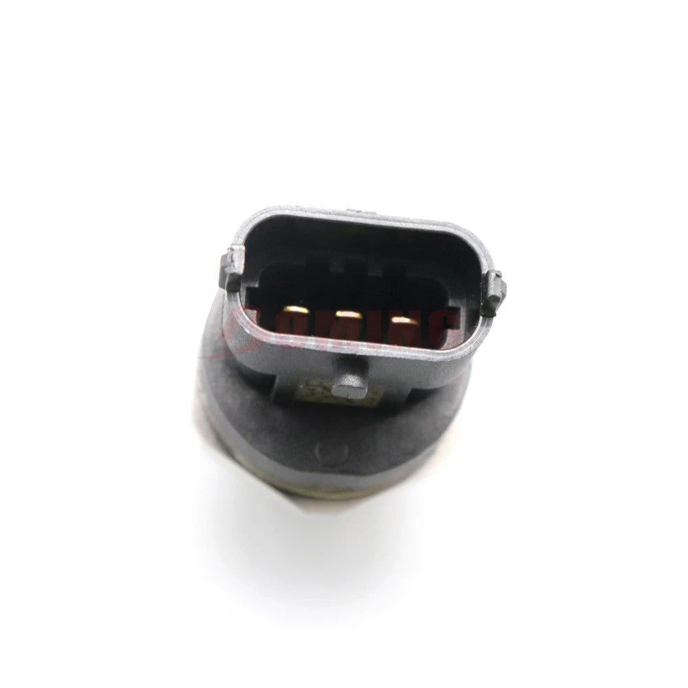 0281002708 Fuel rail pressure sensor for Toyota Aris Luna compact 1.4 D4D
