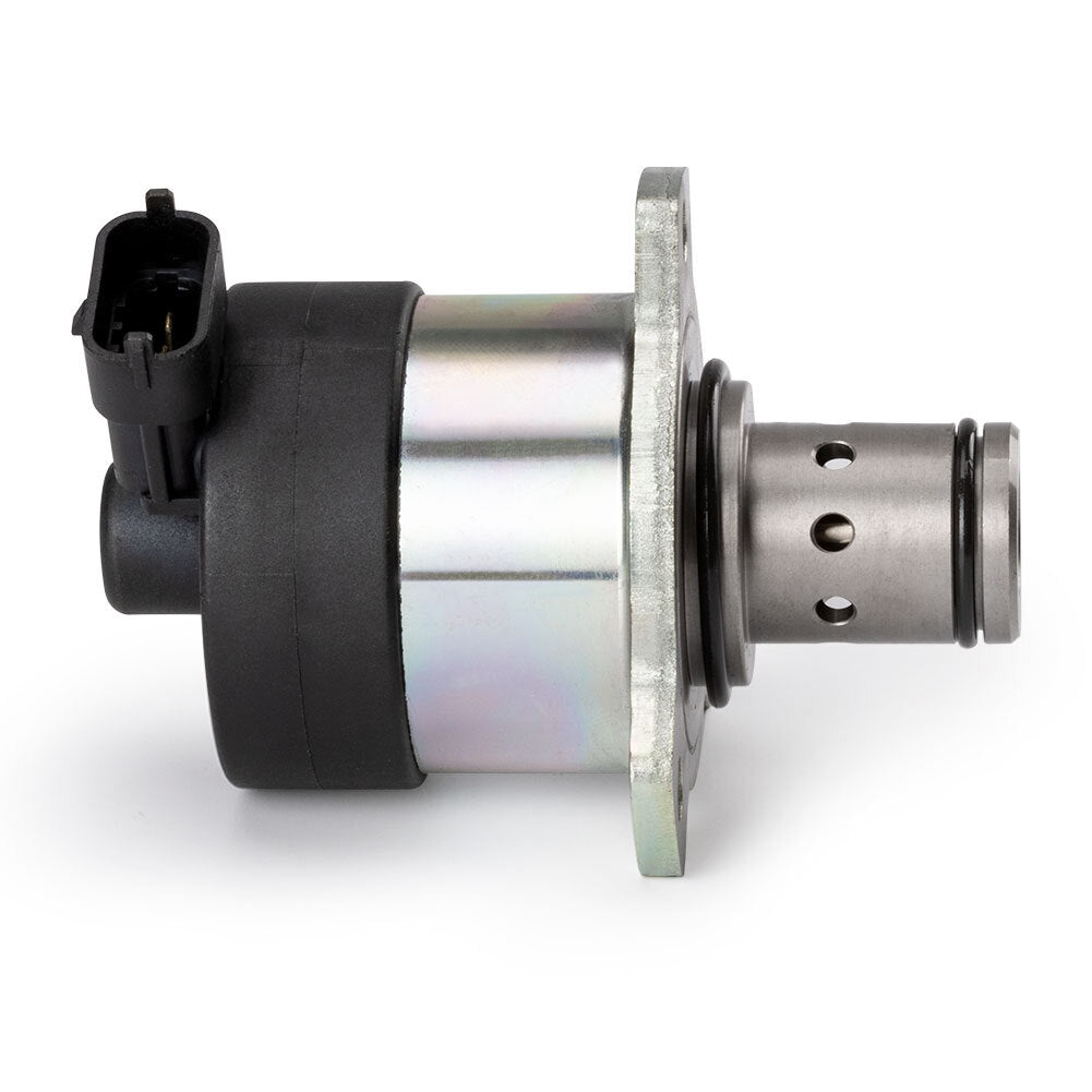 Fuel pump metering unit A0000900069 is suitable for DD13 and DD15 models in Detroit.