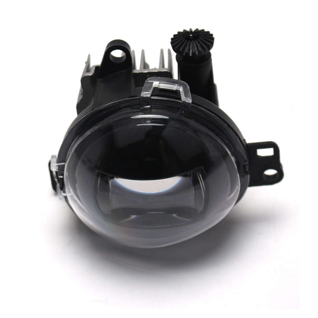 Front bumper fog lights applicable to for Volvo C40, S90, V90, XC, and XC40 2020-2024/2021 models.