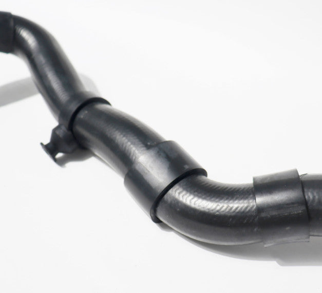 2035012882 Lower radiator coolant hose suitable for Mercedes-Benz W203 C230 2002