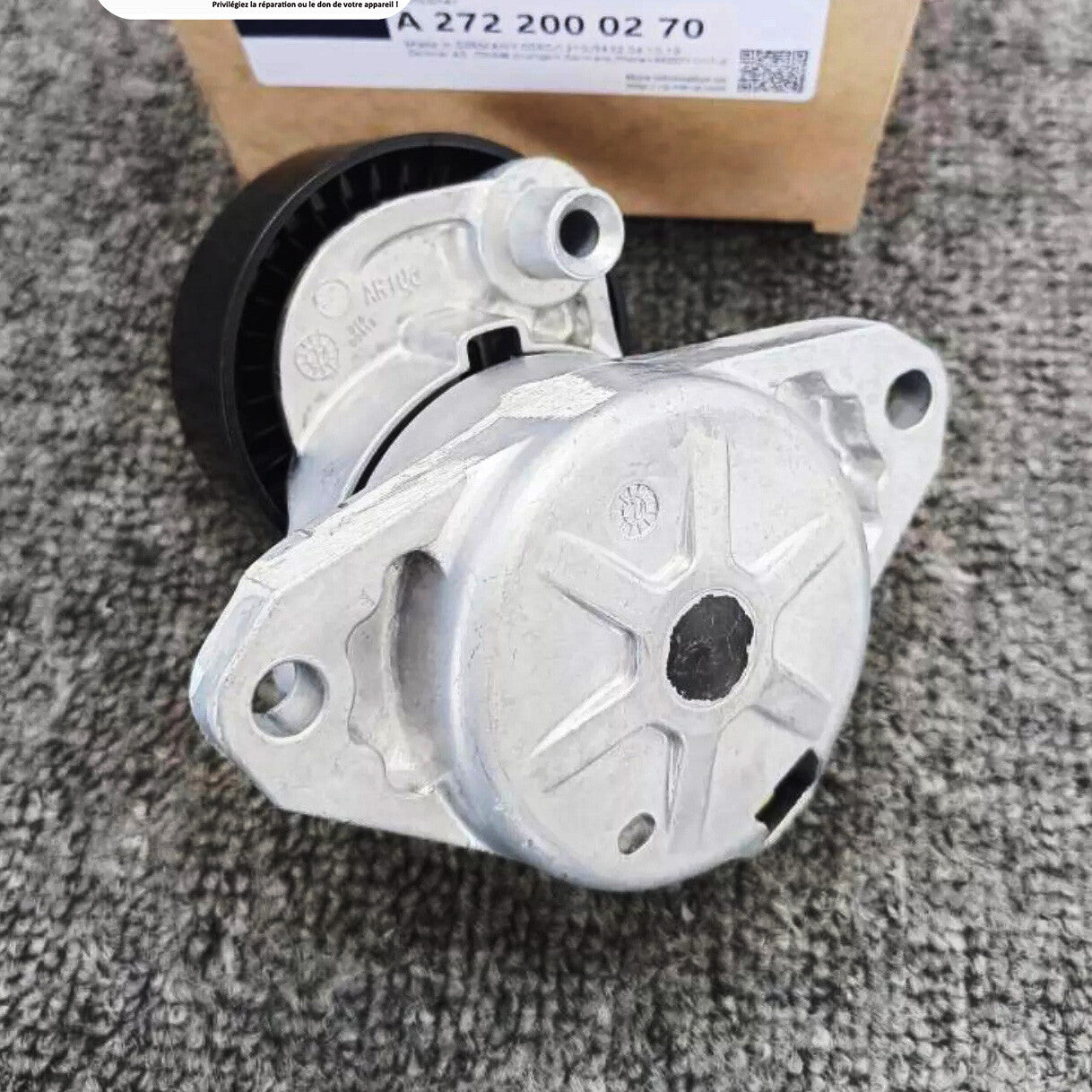 The new Gates belt tensioner pulley kit is suitable for Mercedes C300, C350, E350, and E550 (model A2722000270).