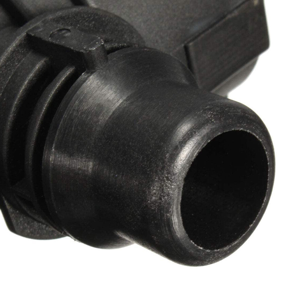 Engine upper radiator coolant hose 17127531579, suitable for BMW Z4 330xi 330i 328xi